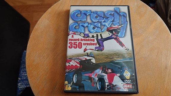 Crash crazy kaatovideo