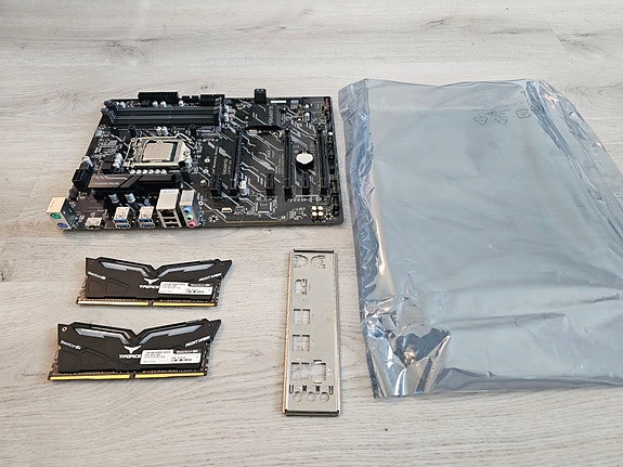 Product image 2 of 6