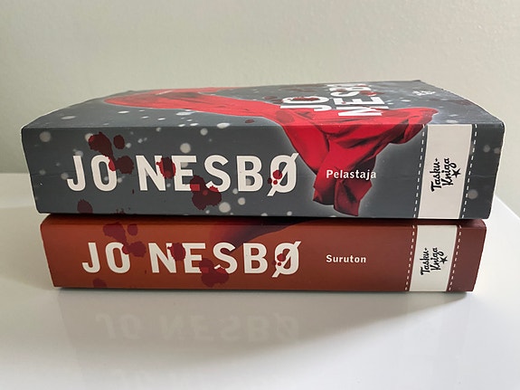 Jo Nesbø pokkarit Pelastaja ja Suruton