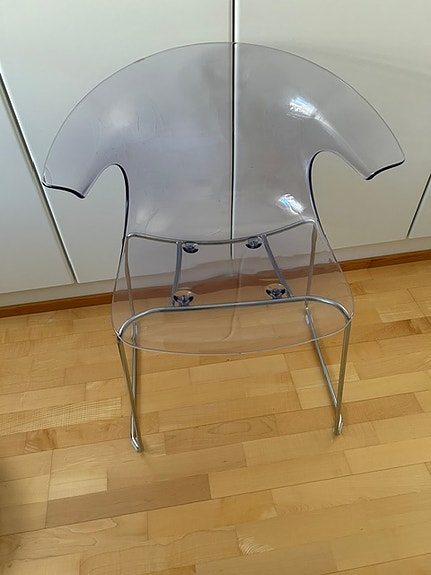 Infiniti Loop -design-tuoleja (Claus Breinholt)