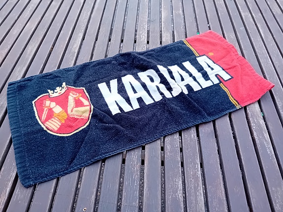 Karjala pyyhe / baari pyyhe