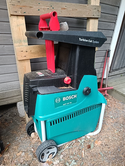 Bosch Axt 25 TC oksasilppuri