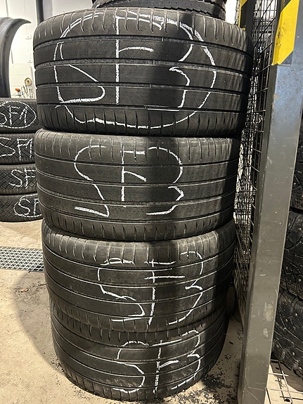 Renkaat 295/35/21 Michelin 4 kpl 6 mm SF3