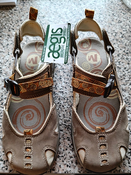 Uudet Merrel Brindle sandaalit koko 36