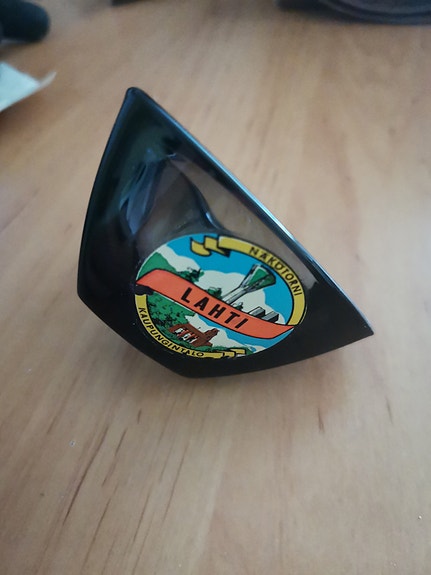 Häränsilmä Lahti tuhkakuppi