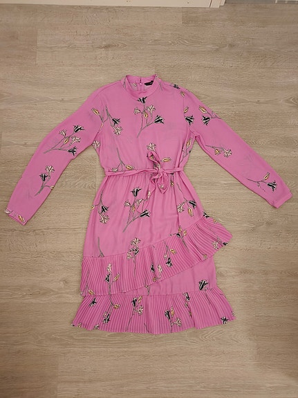 Vero Moda mekko