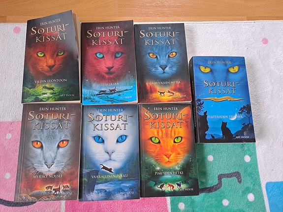 Erin Hunter Soturikissat -kirjasarja, 7 pokkaria