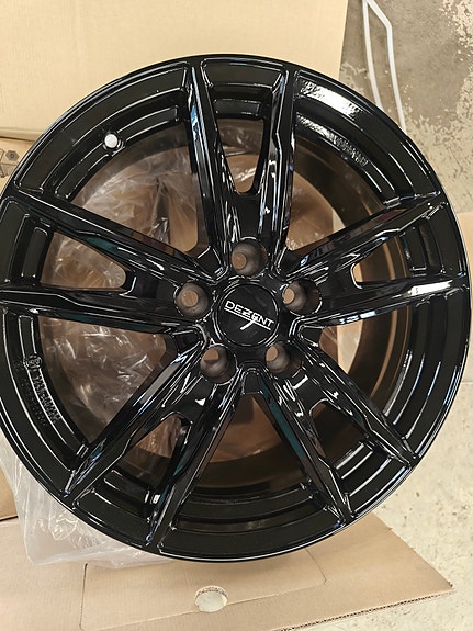 Dezent vanteet 4kpl mustat