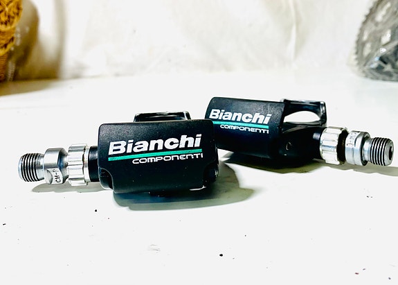 Bianchi Componenti polkimet