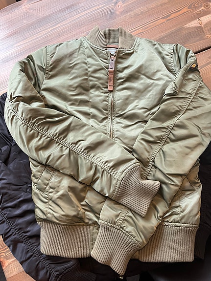Alpha Industries takki vihreä koko XS