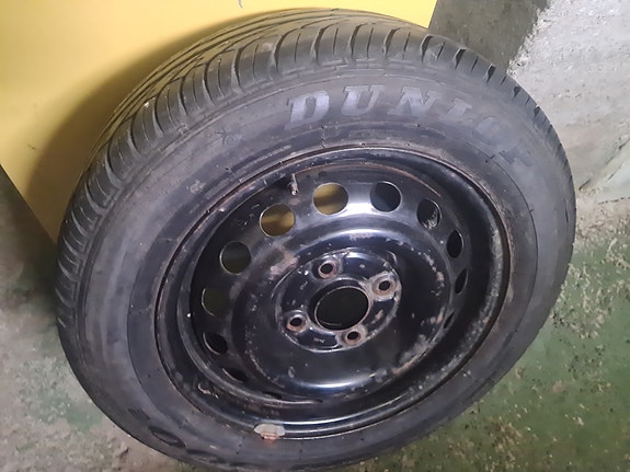 honda accord 1999-2003 Dunlop kesärengas vanteella