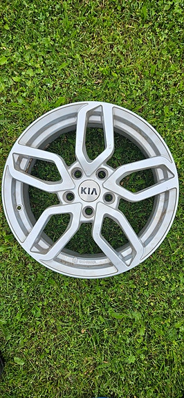 Kia alkuperäisvanteet 17"