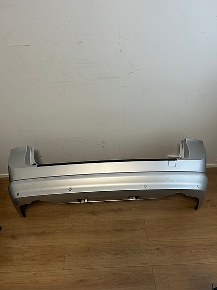 Volvo V70 mk3 takapuskuri