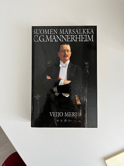 Veijo Meri: Suomen marsalkka C.G. Mannerheim -kirja