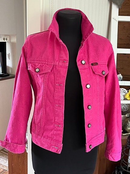 Räleen värinen 💖 Lee Cooper farkkutakki. S. kai-kai n. 46cm