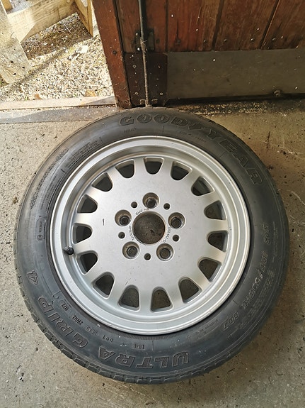 1 kpl BMW 15" vanne