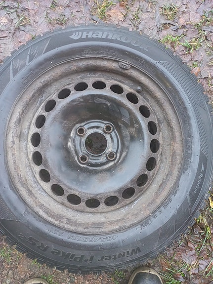 Toyotan peltivanteet kumeilla