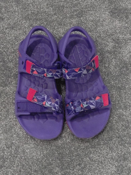 Merrellin sandaalit