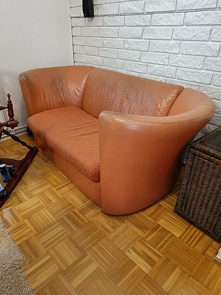 Kotimainen sohva Juvart
