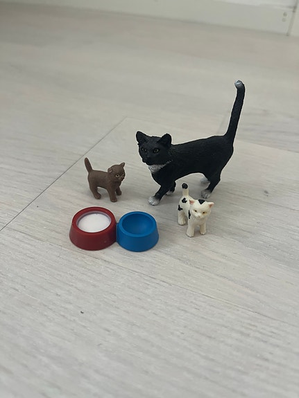 Schleich kissat