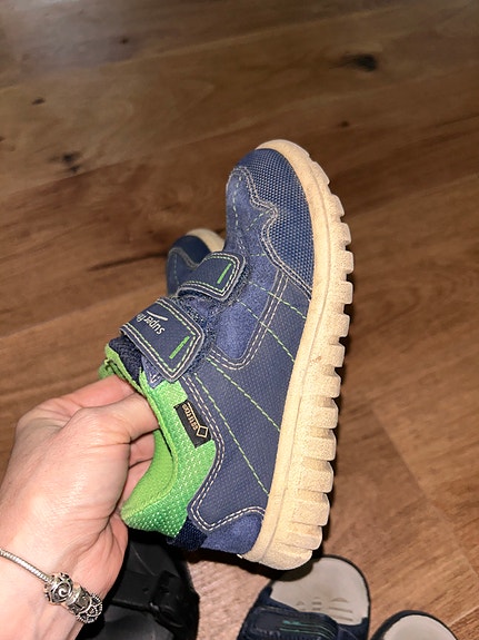 Product image 8 of 9