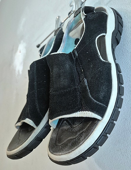 Vagabond mokkanahkasandaalit, koko 41