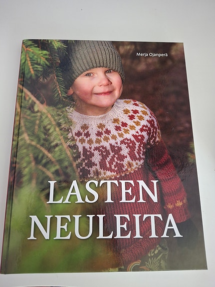 Lasten neuleita -neulekirja