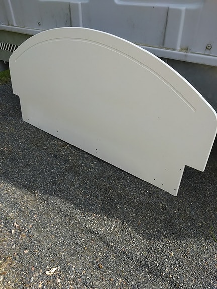 Sängynpääty (160/180 lev. sänkyyn)