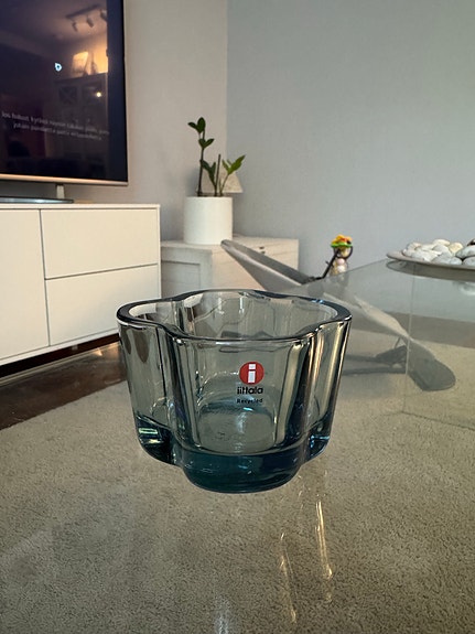 Iittala Kivi tuikkukippo sininen lasi