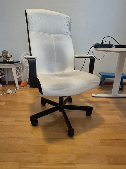 Käytetty peli/toimistotuoli