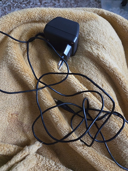 Laturi, Nokia ACP-7E