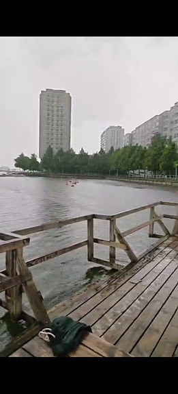 Ostetaan vanhoja sadetakkeja