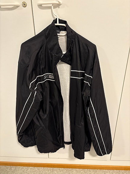 nikebauer tuulitakki xl koko