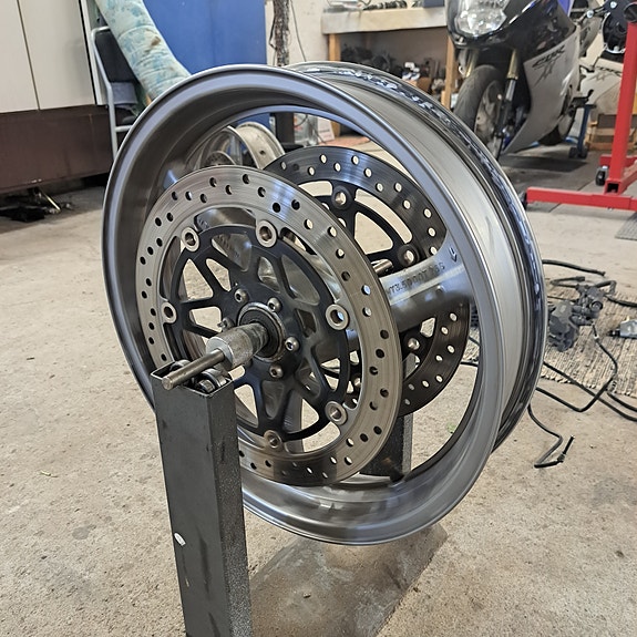 Cbr1100xx etuvanne
