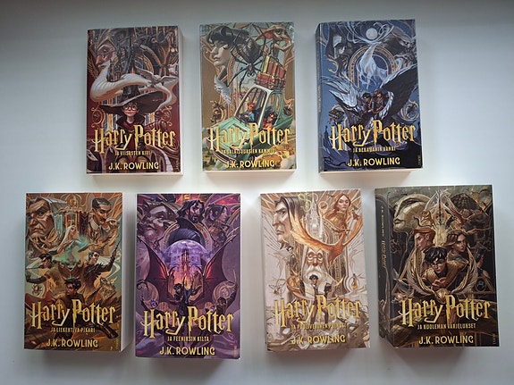 HARRY POTTER -kirjasarja