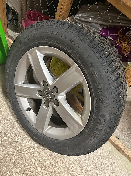 GT Radial 205/60R16 nastarenkaat aluvanteilla