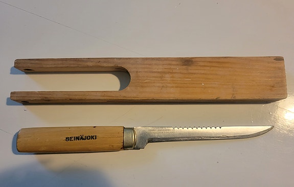 Iisakki Järvenpää puukko Seinäjoki