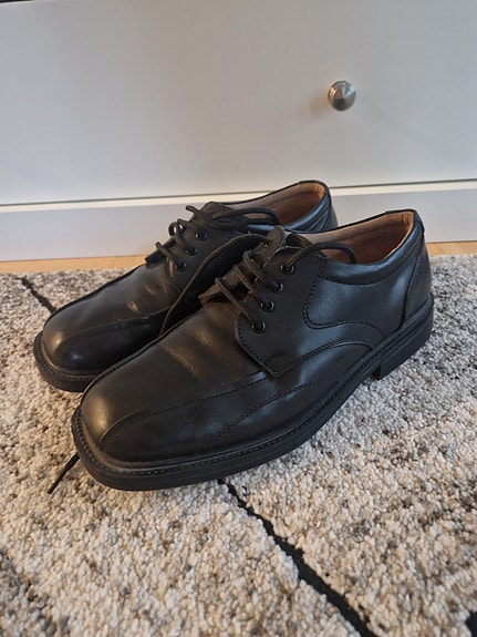 Baron juhlakengät 39