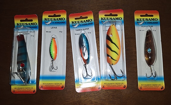 5kpl Kuusamon uistin