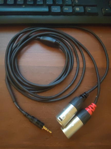 Cordial 3.5mm to 2xXLR kaapeli