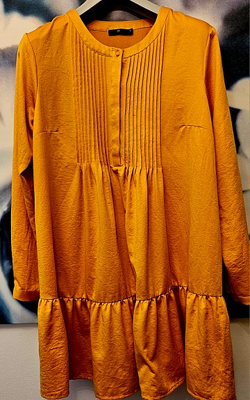 Lejonan keltainen mekko tunika L XL 40 42 44