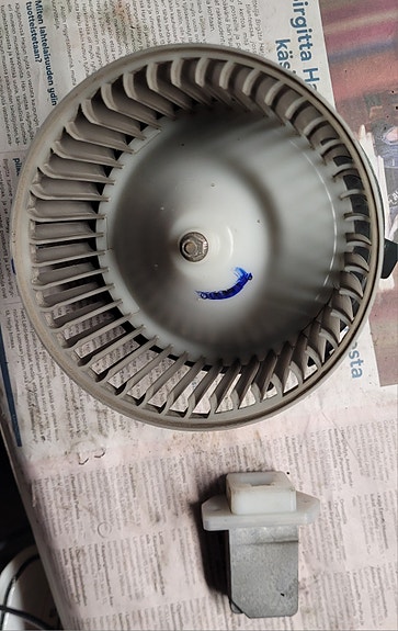 Nissan qashqai 2007-2013 puhallin moottori