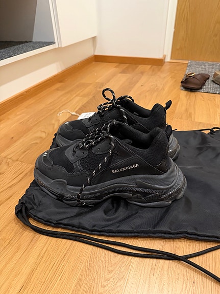 Balenciaga Triple S