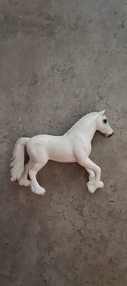 Schleich valkoinen hevonen - VARATTU