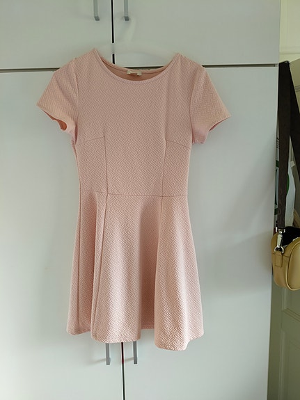 Forever 21 vaaleanpunainen juhlamekko / skater dress, koko M