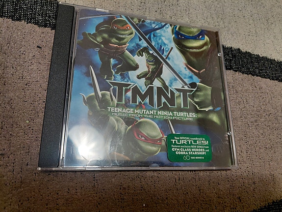 Teenage Mutant Ninja Turtles -elokuvan soundtrack-CD