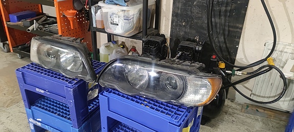 BMW E53 X5 etuvalot xenon