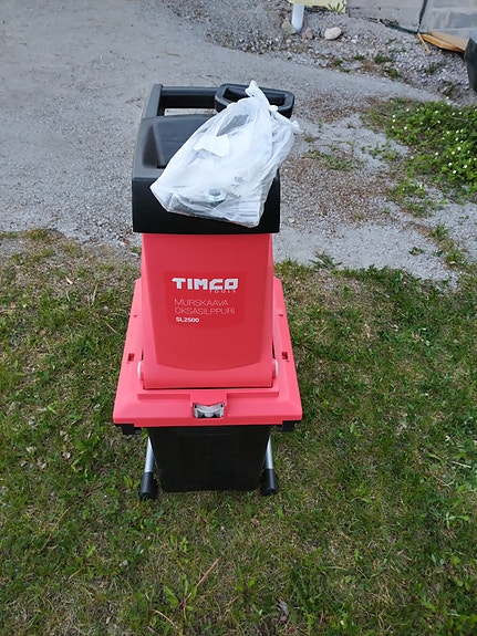 Timco murskaava oksasilppuri puutarhaan