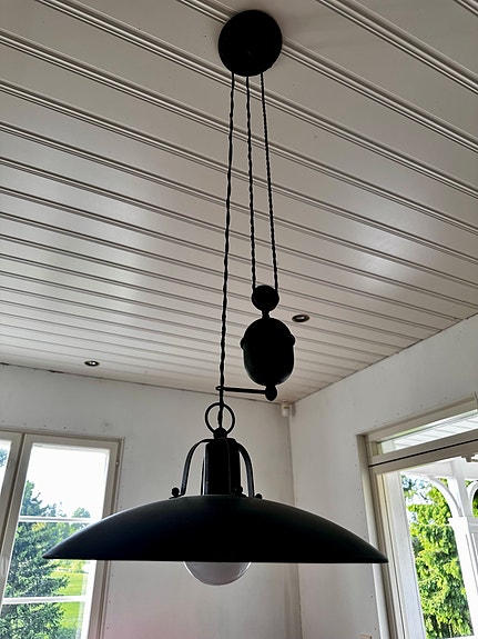 Metallinen kattovalaisin