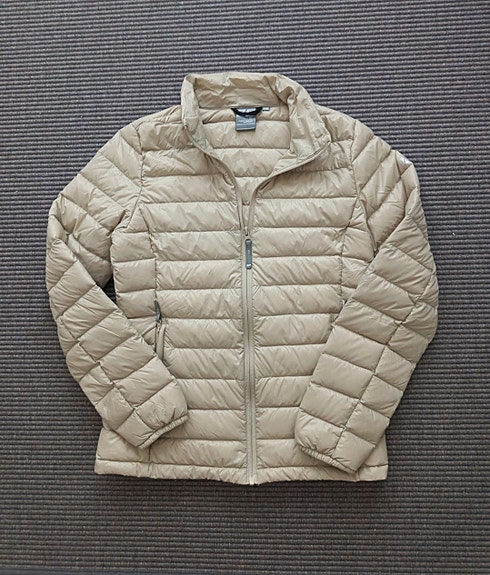 Icepeakin untuvatakki, 38